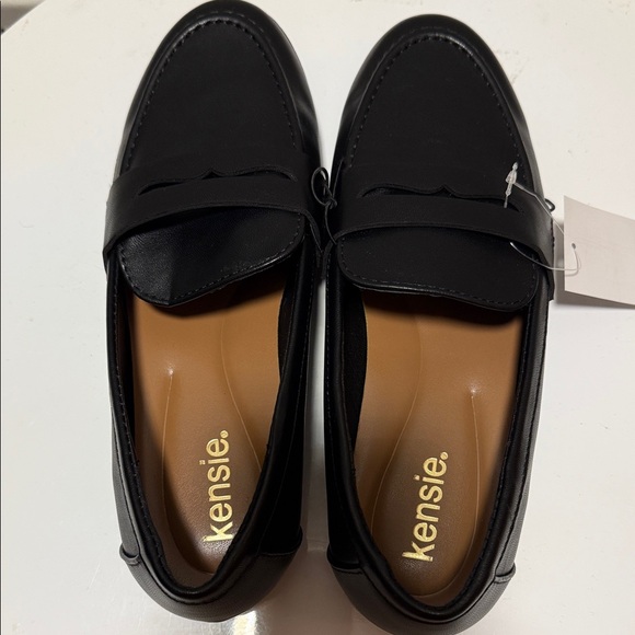 Kensie  Black Slip-On Loafers - Picture 1 of 3